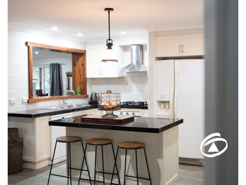 136 Emerald-Monbulk Road, Emerald VIC 3782