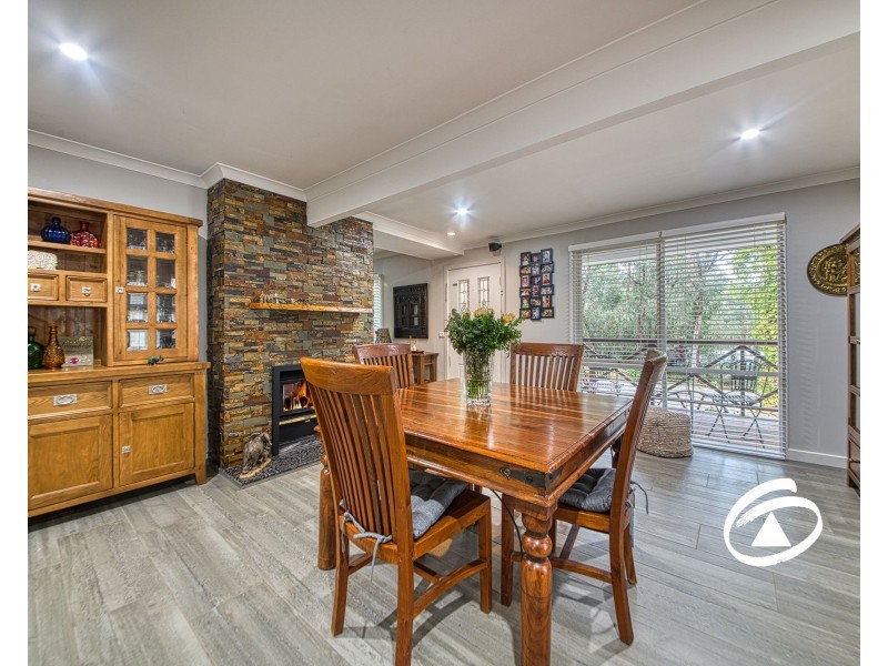 136 Emerald-Monbulk Road, Emerald VIC 3782