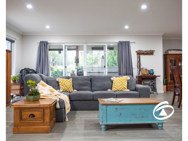 136 Emerald-Monbulk Road, Emerald VIC 3782