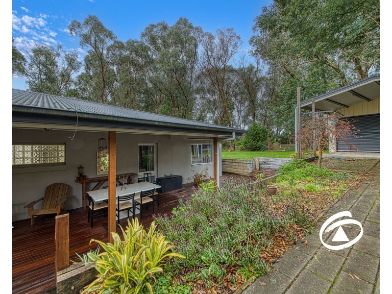 136 Emerald-Monbulk Road, Emerald VIC 3782