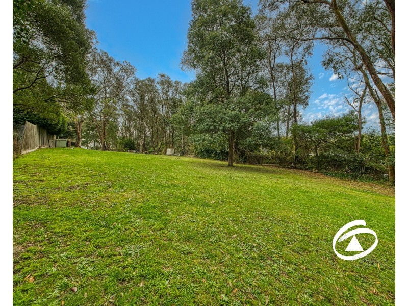 136 Emerald-Monbulk Road, Emerald VIC 3782