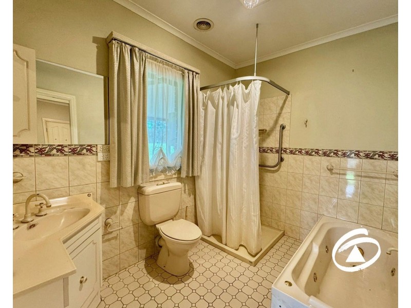 229 Heatherton Road, Narre Warren North VIC 3804