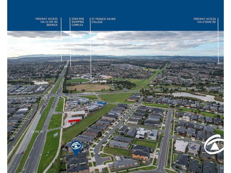 32 Speargrass Close, Clyde North VIC 3978