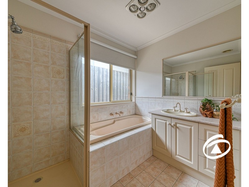 11 Avendon Court, Narre Warren South VIC 3805