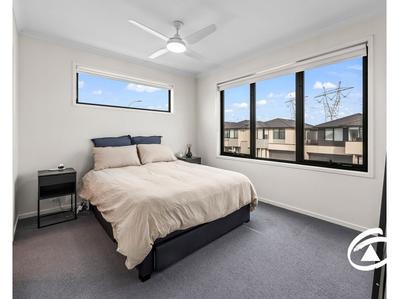 78 Picnic Avenue, Clyde North VIC 3978