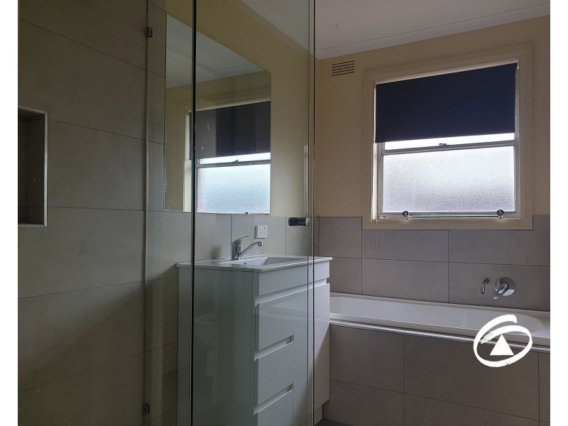 2 Deanswood Road, Hampton Park VIC 3976