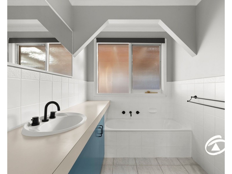 23 Kirkham Court, Berwick VIC 3806