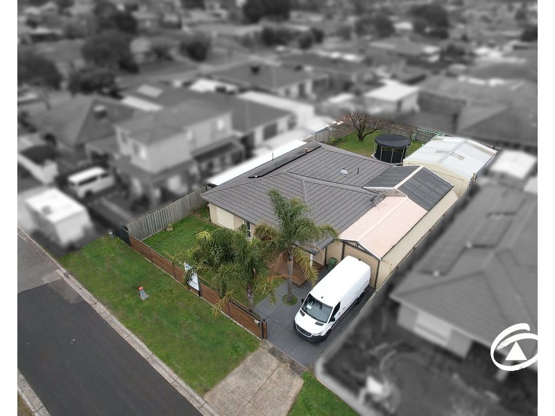 24 Dewpoint Crescent, Hampton Park VIC 3976