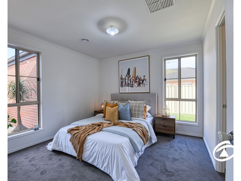 4 Croxley Place, Narre Warren South VIC 3805