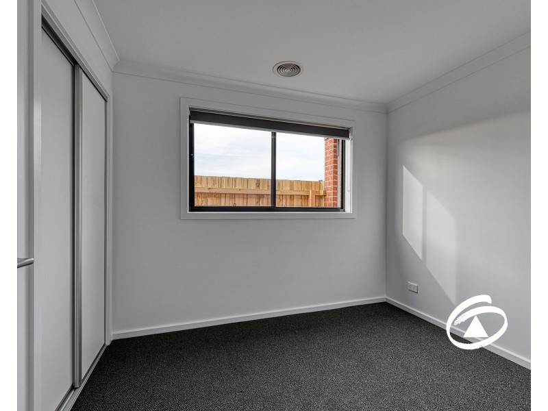 56 Dalmatian Street, Cranbourne East VIC 3977