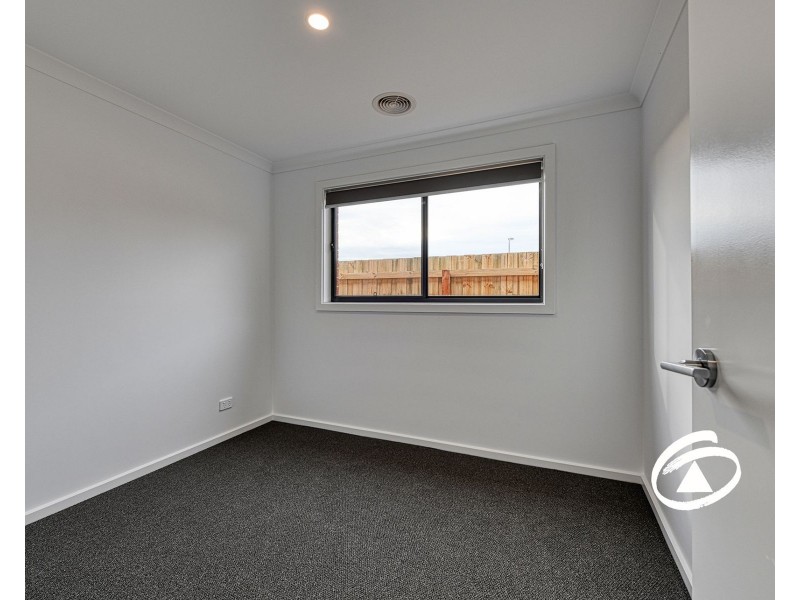 56 Dalmatian Street, Cranbourne East VIC 3977
