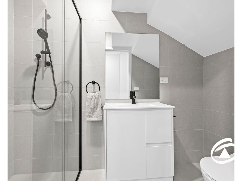 2/3 Pollina Close, Hampton Park VIC 3976