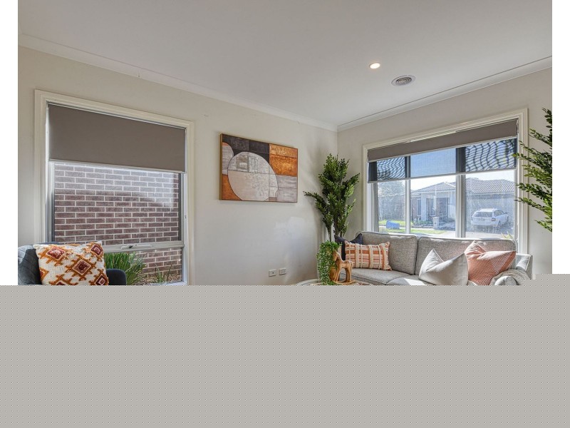 14 Tilia Drive, Cranbourne North VIC 3977