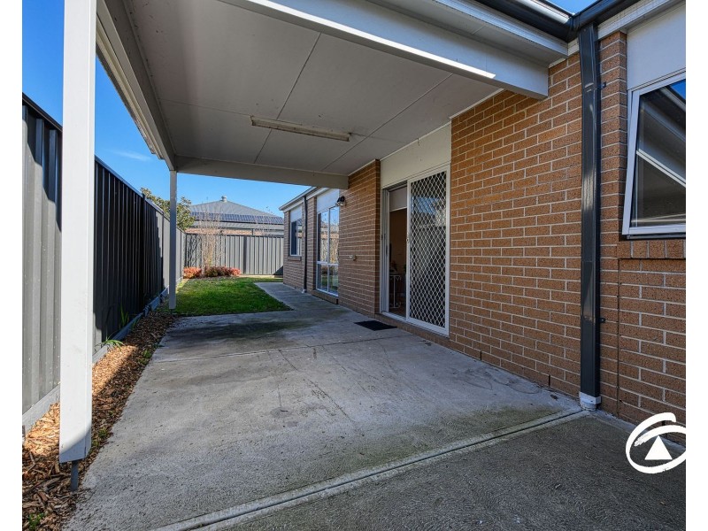 14 Tilia Drive, Cranbourne North VIC 3977