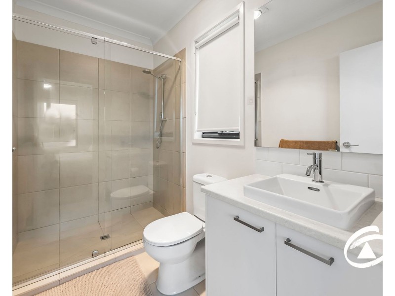 78 Picnic Avenue, Clyde North VIC 3978