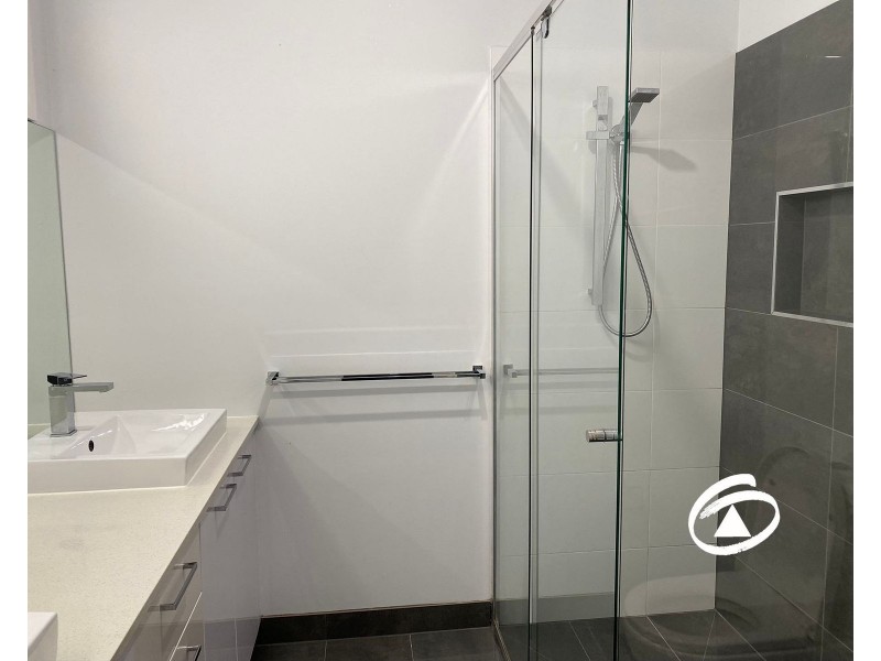 15 Yarra Street, Clyde VIC 3978