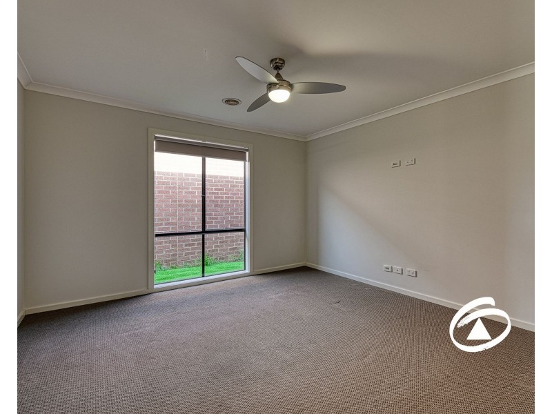 17 Cavendish Avenue, Clyde VIC 3978