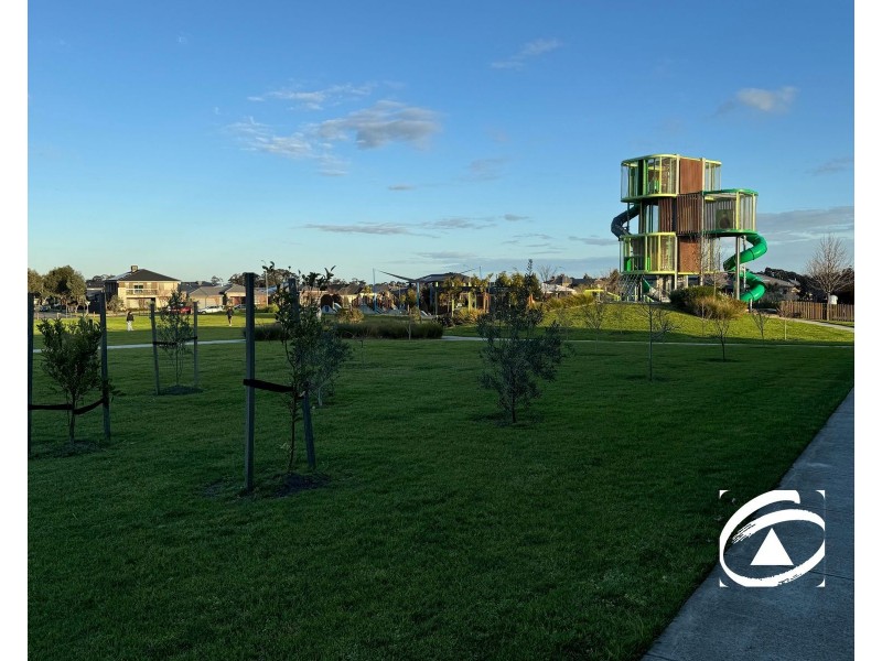 9 Foote Way, Clyde VIC 3978