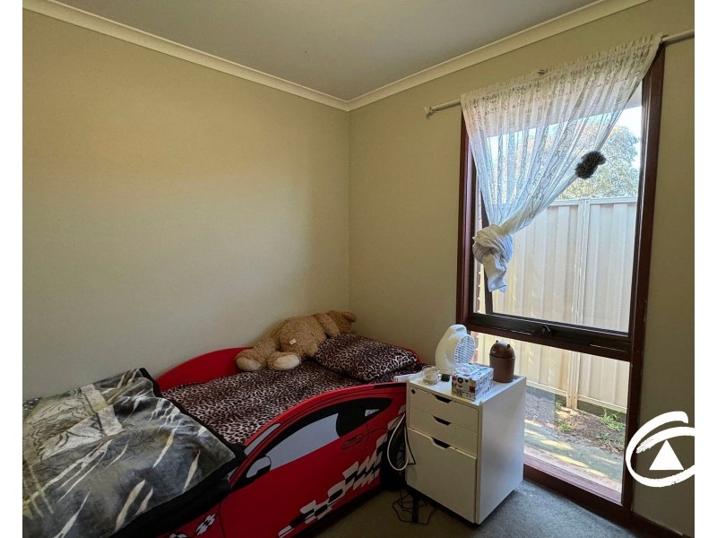 72 Lesley Drive, Hampton Park VIC 3976