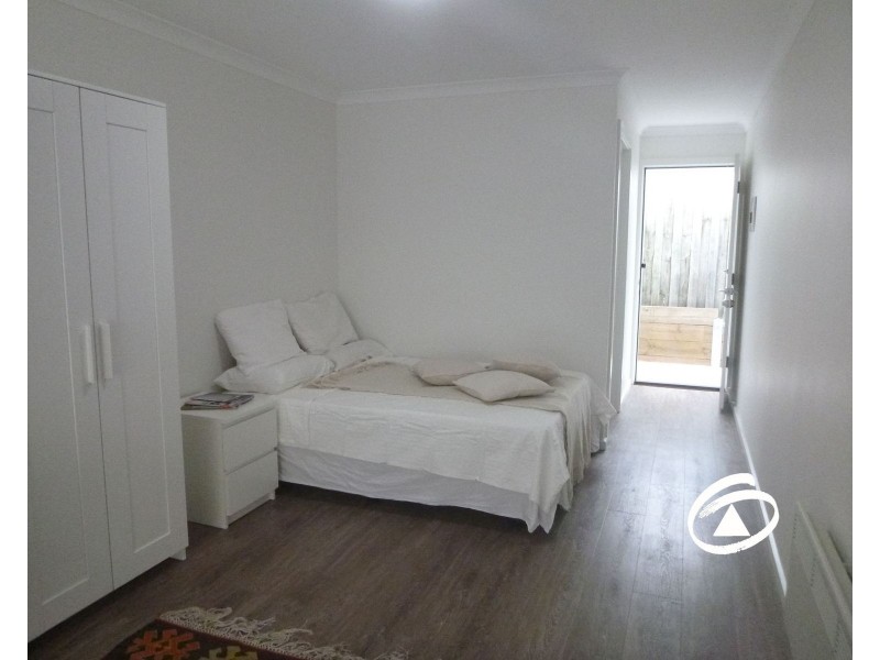 7/4 Cranbourne Drive, Cranbourne VIC 3977