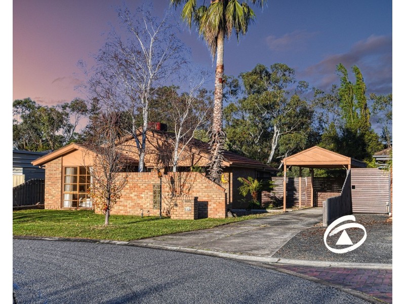25 Coolong Avenue, Berwick VIC 3806