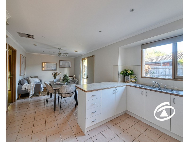 25 Coolong Avenue, Berwick VIC 3806