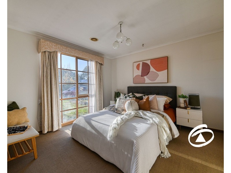 25 Coolong Avenue, Berwick VIC 3806