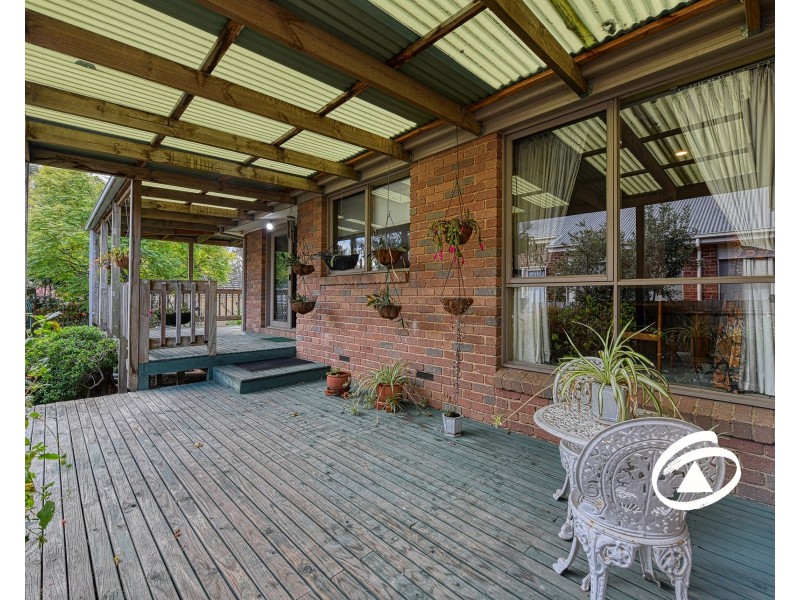 7 Valley View Crescent, Berwick VIC 3806