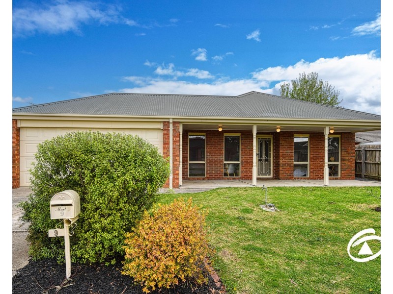 9 Alberta Way, Berwick VIC 3806