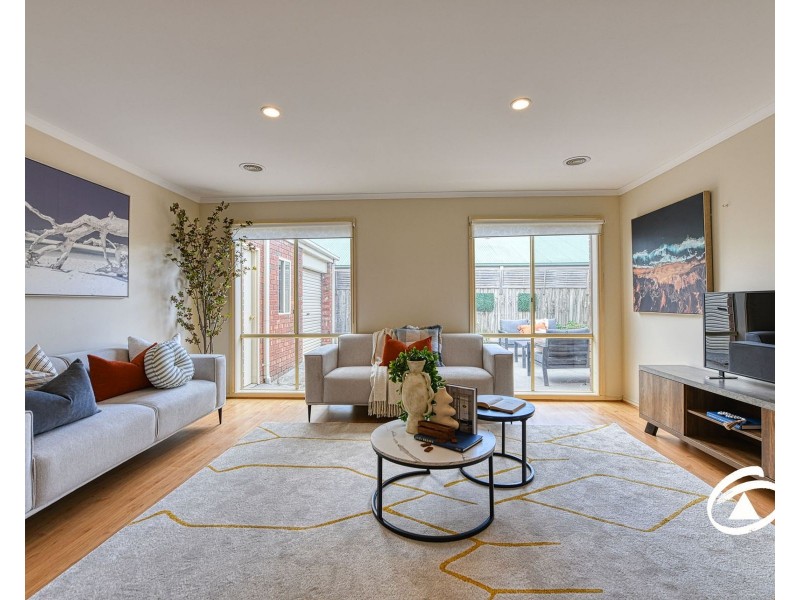 9 Alberta Way, Berwick VIC 3806