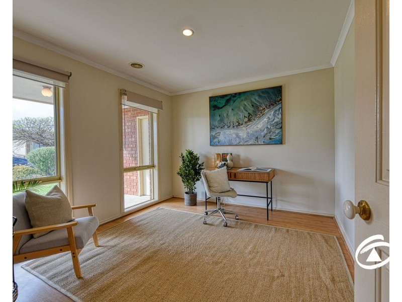 9 Alberta Way, Berwick VIC 3806