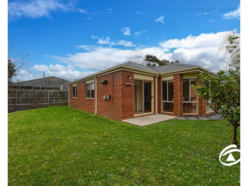 9 Alberta Way, Berwick VIC 3806