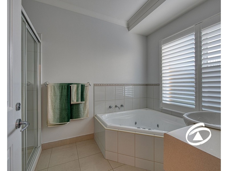 22 Grant Close, Berwick VIC 3806