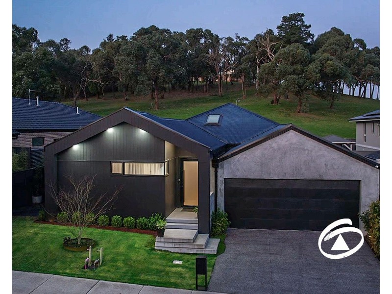 24 Oakrind Rise, Officer VIC 3809