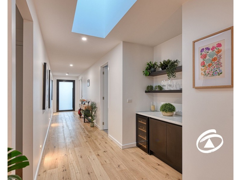 24 Oakrind Rise, Officer VIC 3809