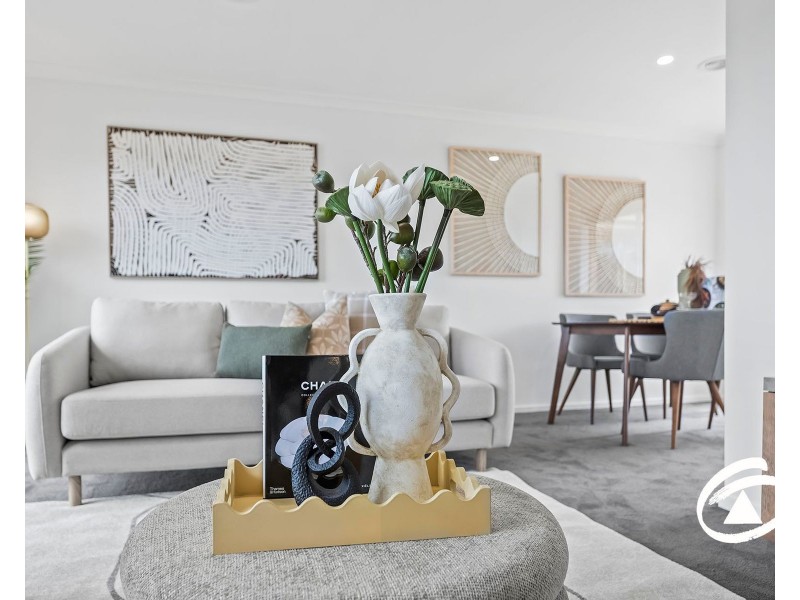 18 Jessica Drive, Hampton Park VIC 3976