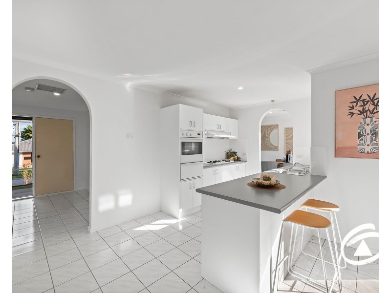 18 Jessica Drive, Hampton Park VIC 3976