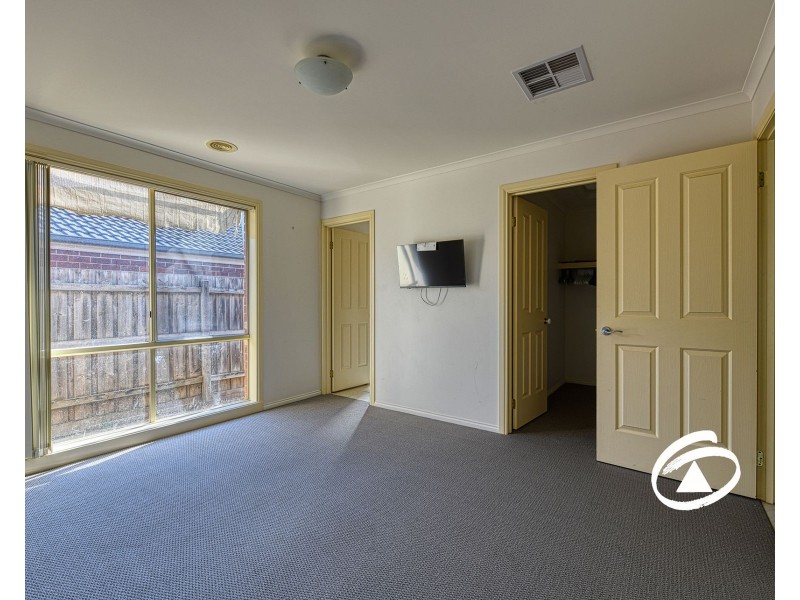 4 Alastair Drive, Berwick VIC 3806