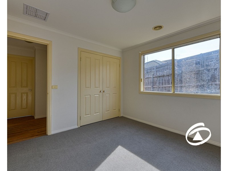 4 Alastair Drive, Berwick VIC 3806