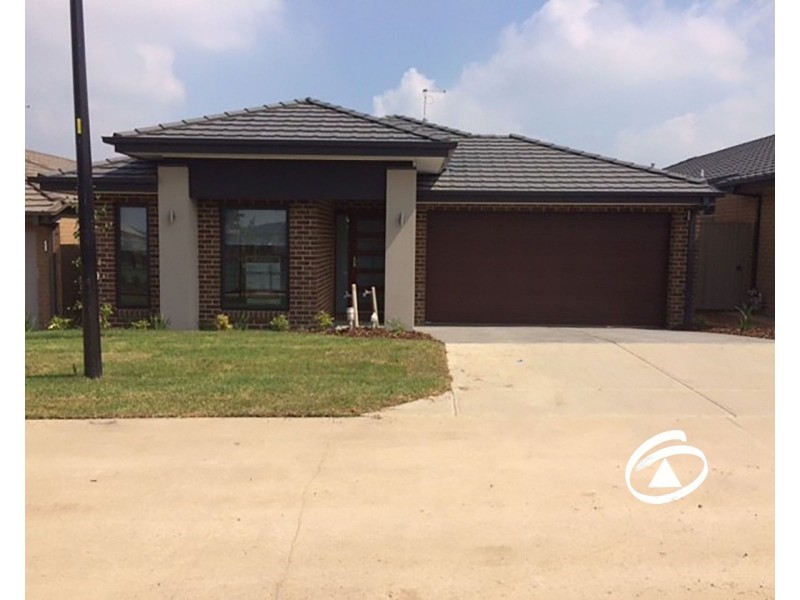 3 Leon Way, Pakenham VIC 3810