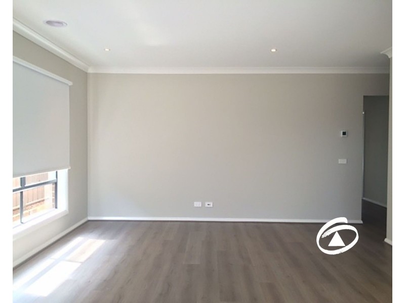 3 Leon Way, Pakenham VIC 3810