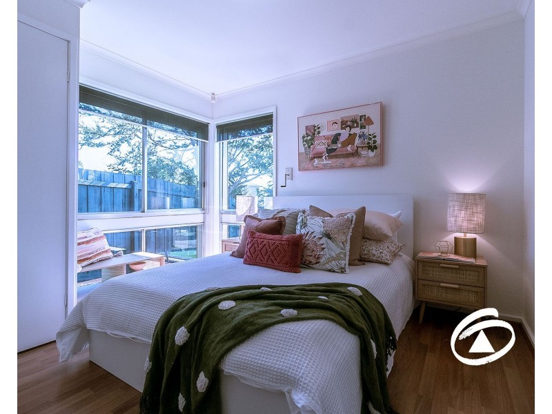 6 Castlecrag Close, Endeavour Hills VIC 3802