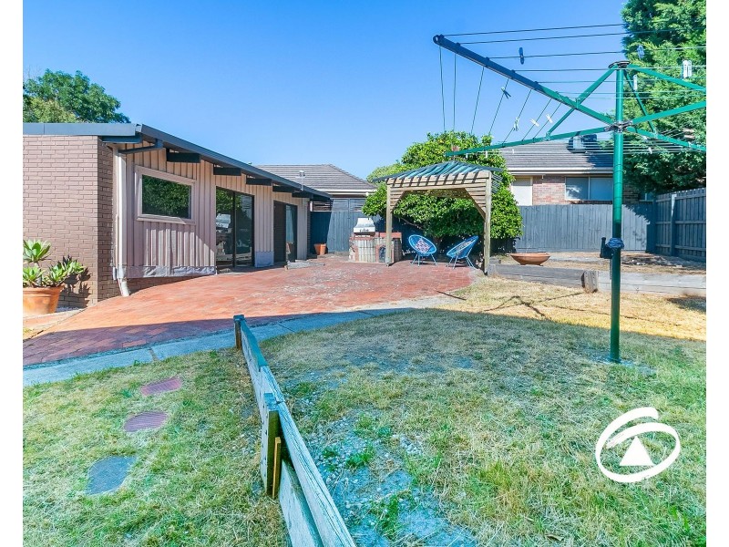 6 Castlecrag Close, Endeavour Hills VIC 3802