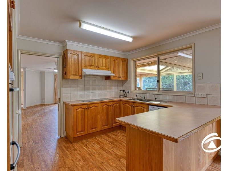 4 Hedley Court, Narre Warren VIC 3805