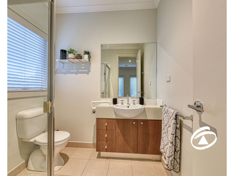 14 Algerd Way, Pakenham VIC 3810