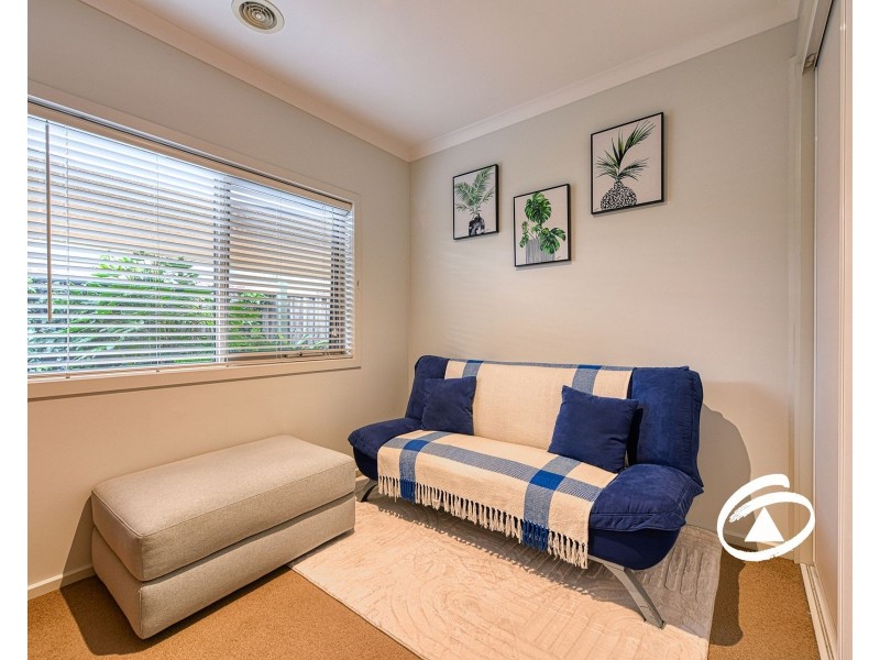 14 Algerd Way, Pakenham VIC 3810