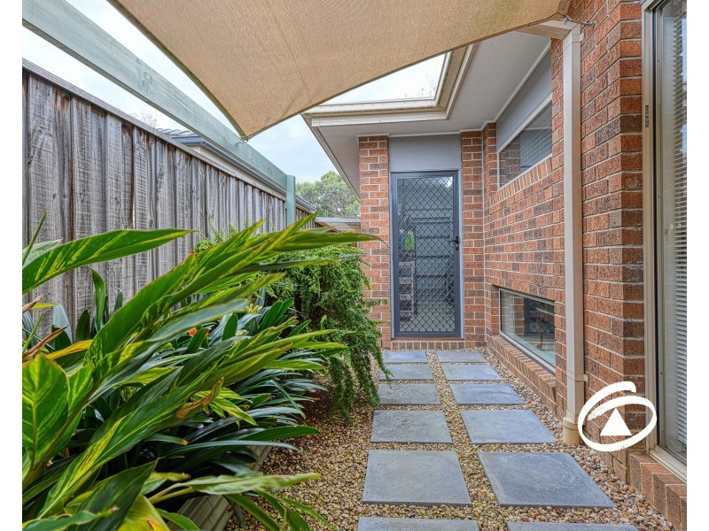 14 Algerd Way, Pakenham VIC 3810