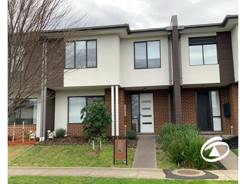 36 Renam Street, Pakenham VIC 3810
