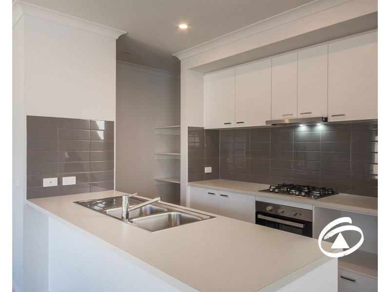 36 Renam Street, Pakenham VIC 3810