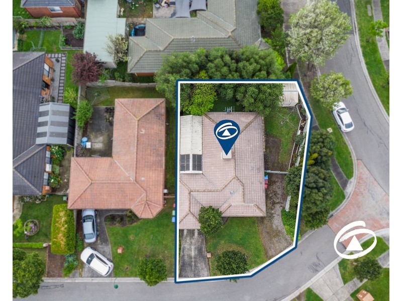 13 Cambridge Close, Cranbourne East VIC 3977